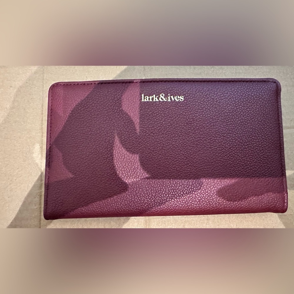 Lark & Ives Vegan Leather Wallet Brand New.